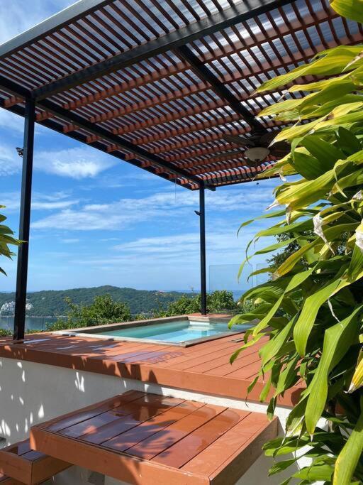 Villa Espectacular Casa Familiar! Con Vista Increible!